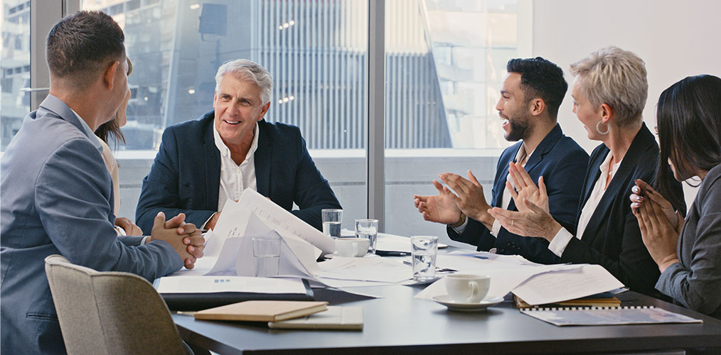 Gespr&auml;chsituation in einem Konferenzraum